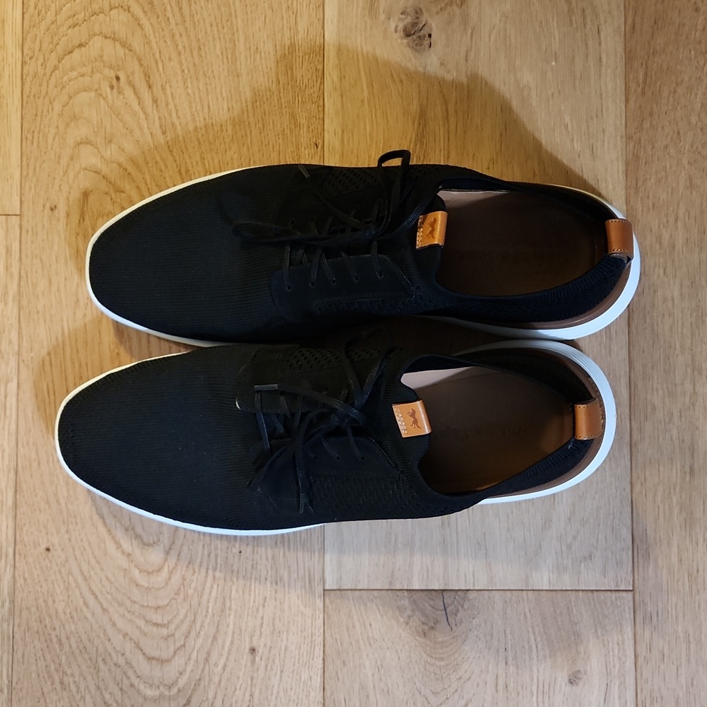 Wolf & Shepherd Men's Size 12